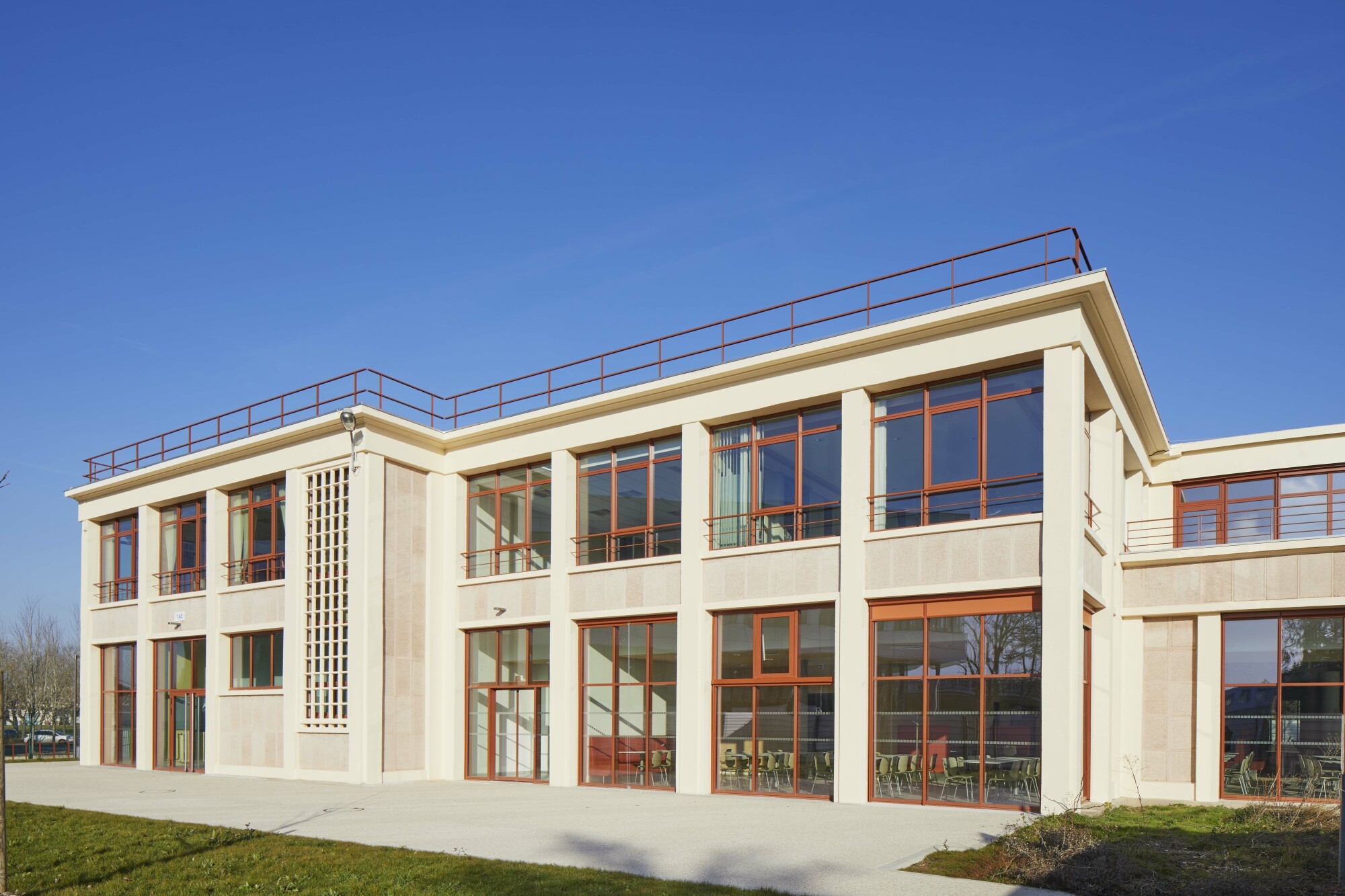 SACLAY 05